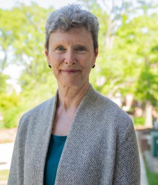 Photo of Robyn Leigh Muncy